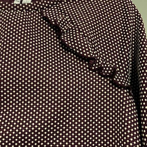 Elle Women’s S Ruffle Sweatshirt Plum Polka Dot Pullover Top Casual EUC - Picture 6 of 9